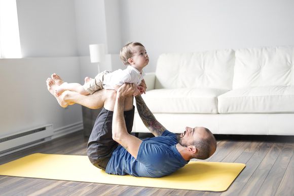 ivnqmd father or mother and baby yoga at liewensufank 20230929091729