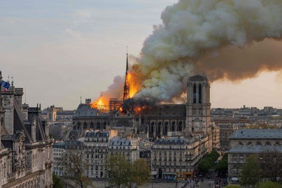 o53abk files france fire notre dame anniversary 31559036 20240419155713