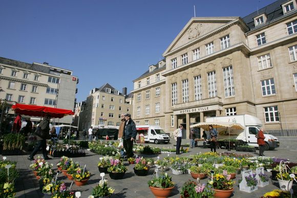 6tf5w7 esch sur alzettes main square was modernised in 2005 to create a public space for markets and festivals 20231113152946