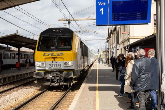 vcddnj the brussels luxembourg train at the luxembourg train station 20231003163124