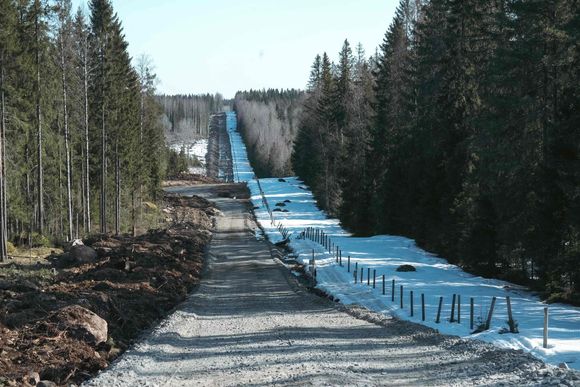 bvmseg construction work to build a fence at the finnish russian border in imatra finland 20231124130649