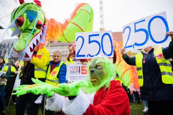 gu2wr7 streik im einzelhandel protest 30424979 20231113063752